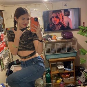 Meet your Posher, Jasmine